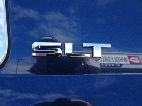 Used 2017 GMC Yukon XL SLT w/ Open Road Package image 46