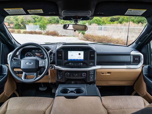 Used 2023 Ford F150 XLT image 23