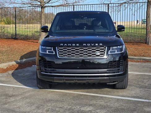 Used 2020 Land Rover Range Rover HSE image 9