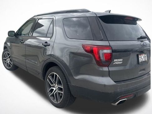 Used 2017 Ford Explorer Sport image 5