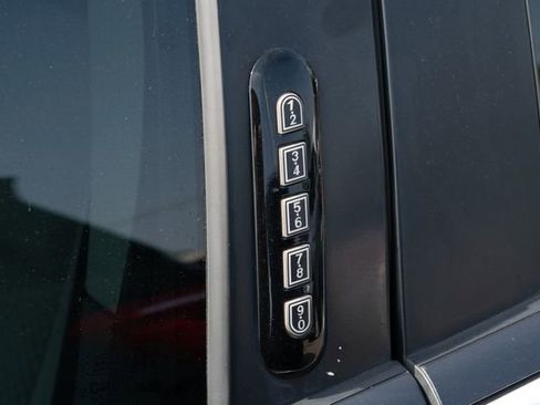 Used 2007 Ford Freestyle SEL image 10