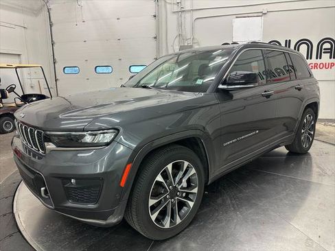 Certified 2022 Jeep Grand Cherokee Overland image 12