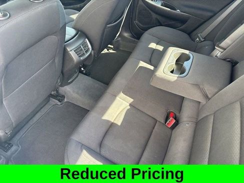 Used 2024 Chevrolet Malibu LT image 30