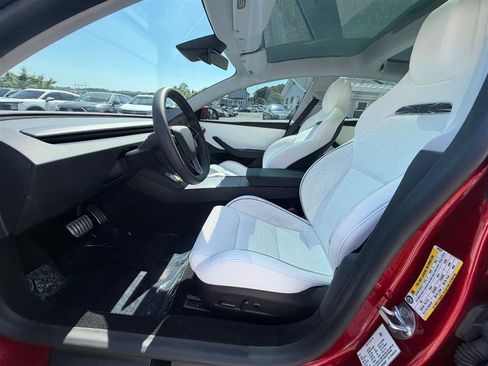 Used 2024 Tesla Model 3 Performance AWD/4WD image 9