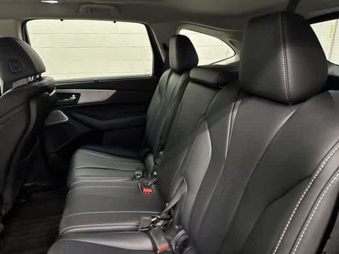 Used 2025 Acura MDX w/ Technology Package FWD image 14