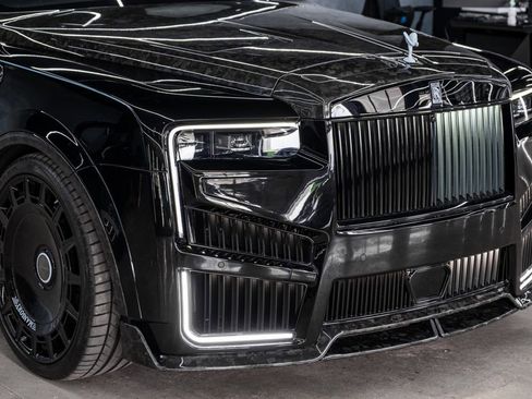 Used 2026 Rolls-Royce Cullinan AWD/4WD image 29
