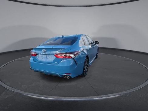 Used 2023 Toyota Camry SE FWD image 8