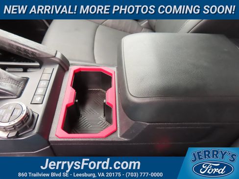 Used 2024 Toyota Tacoma TRD Off-Road w/ TRD Off Road Premium Package AWD/4WD image 31
