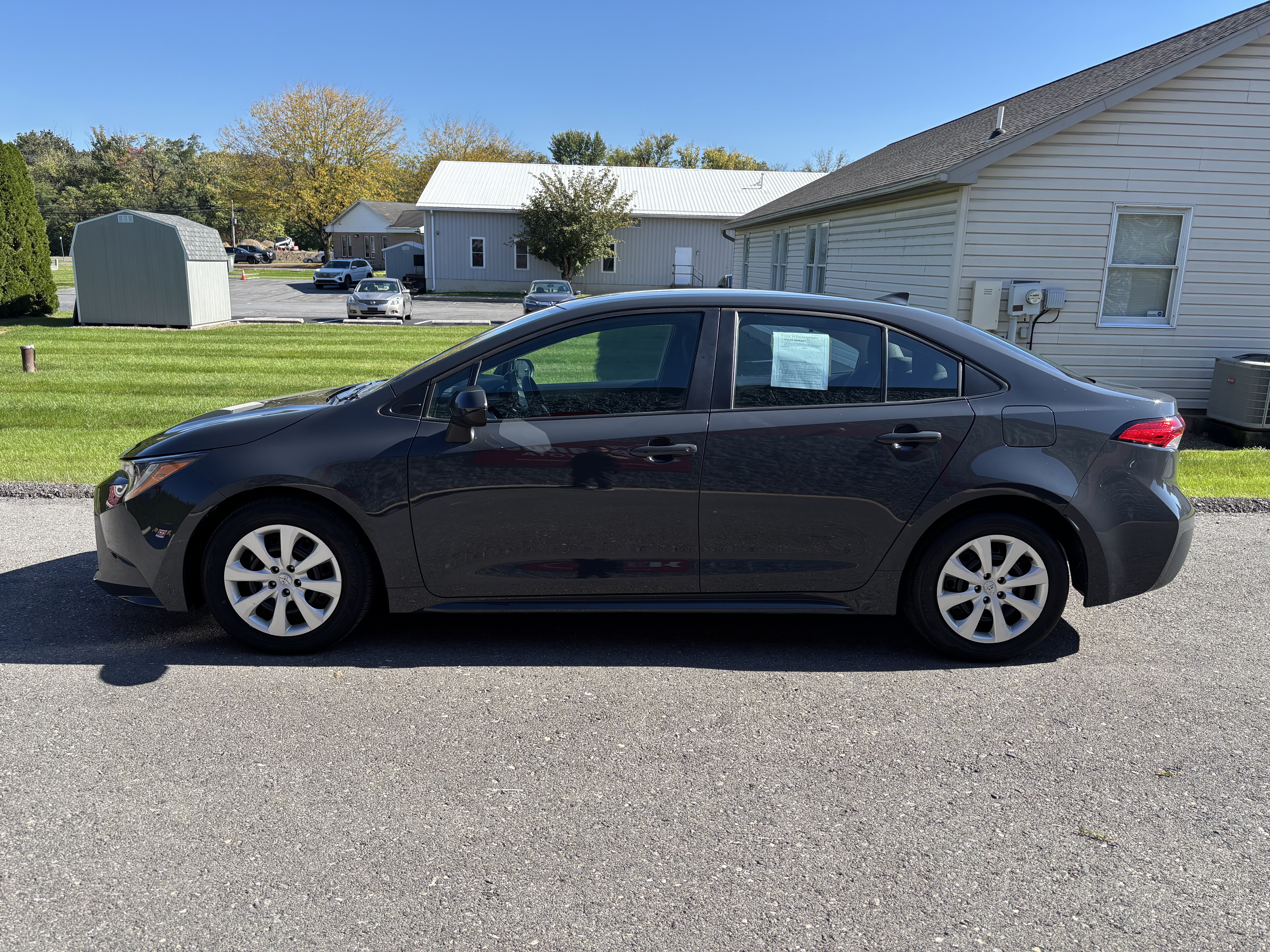 Used 2024 Toyota Corolla LE FWD image 7