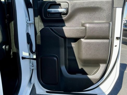 Used 2024 Chevrolet Silverado 2500 Custom w/ Custom Value Package image 23