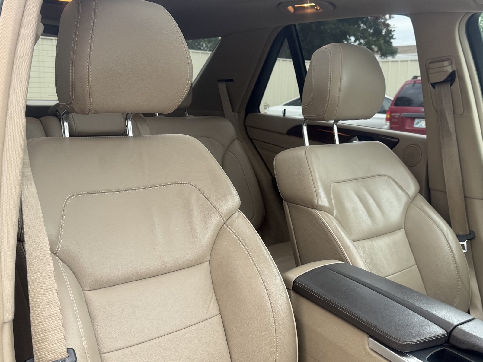Used 2012 Mercedes-Benz ML 350 BlueTEC 4MATIC image 36