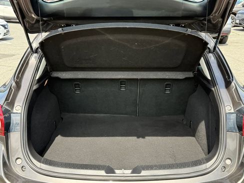 Used 2016 MAZDA MAZDA3 i Touring w/ Popular Equipment Package FWD image 26