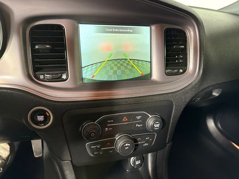 Used 2023 Dodge Charger SXT w/ Blacktop Package image 17