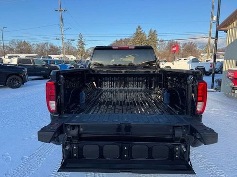 Used 2023 GMC Sierra 2500 SLE w/ SLE Convenience Package AWD/4WD image 14