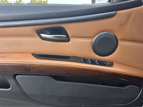 Used 2012 BMW 335i Convertible RWD image 17