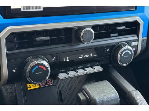 Used 2024 Toyota Tacoma TRD Off-Road w/ TRD Off Road Upgrade Package image 21