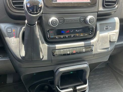 Used 2025 RAM ProMaster 2500 w/ Convenience Group FWD image 20