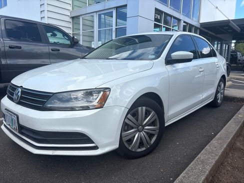 Used 2017 Volkswagen Jetta S FWD image 1