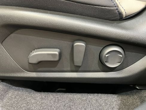 Certified 2025 Subaru Forester Limited AWD/4WD image 13