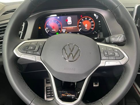 New 2026 Volkswagen Atlas Peak Edition AWD/4WD image 19