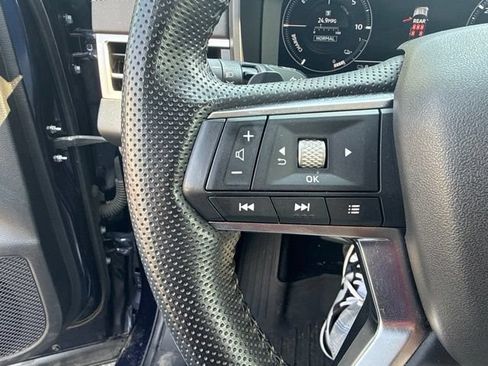 Used 2024 Mitsubishi Outlander SEL Black Edition AWD/4WD image 11