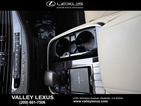 Used 2018 Lexus LS 500h w/ Luxury Package RWD image 16