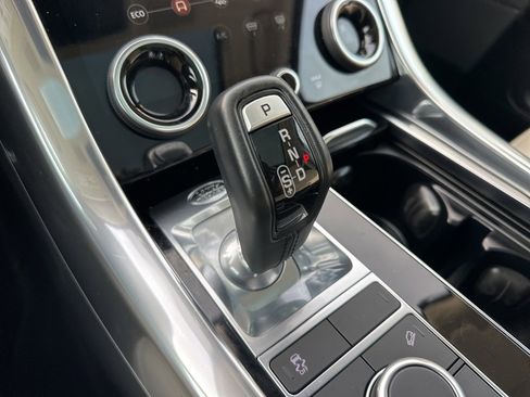 Used 2021 Land Rover Range Rover Sport HSE Silver Edition image 19