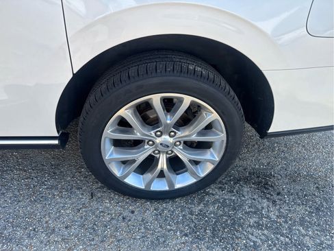 Used 2019 Ford Expedition Max Limited w/ Equipment Group 302A AWD/4WD image 17