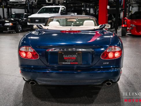 Used 2002 Jaguar XK8 Convertible RWD image 4