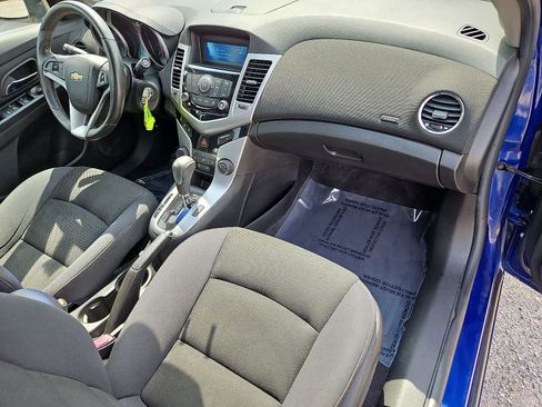 Certified 2012 Chevrolet Cruze LT FWD image 30