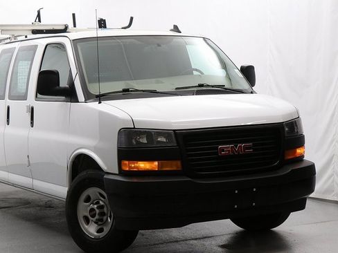 Certified 2023 GMC Savana 2500 Extended w/ Driver Convenience Package image 2