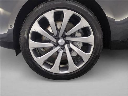 Certified 2025 Land Rover Range Rover SE AWD/4WD image 28