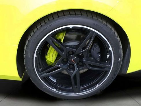 Used 2023 Chevrolet Corvette Stingray Coupe w/ 1LT image 39