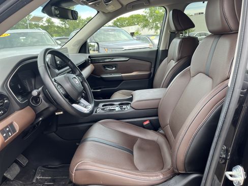 Used 2024 Honda Pilot Elite image 19