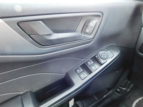 Used 2025 Ford Escape Active AWD/4WD image 25