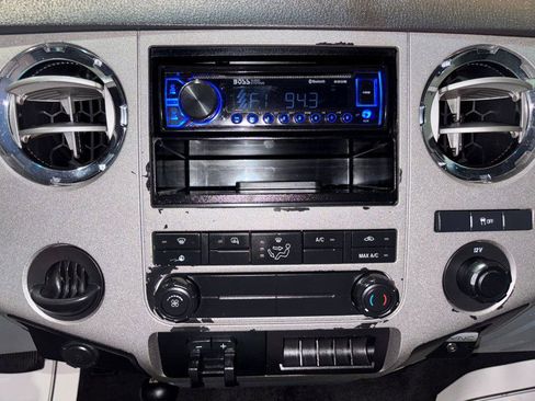 Used 2016 Ford F250 XLT AWD/4WD image 19