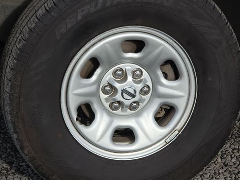 Used 2015 Nissan Frontier S w/ S Preferred Package image 40