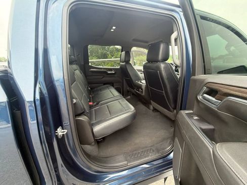 Used 2022 Chevrolet Silverado 1500 LT w/ Z71 Off-Road Package AWD/4WD image 28