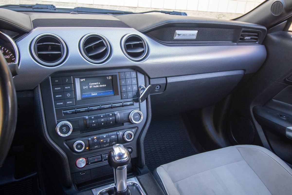 Used 2018 Ford Mustang GT RWD image 21