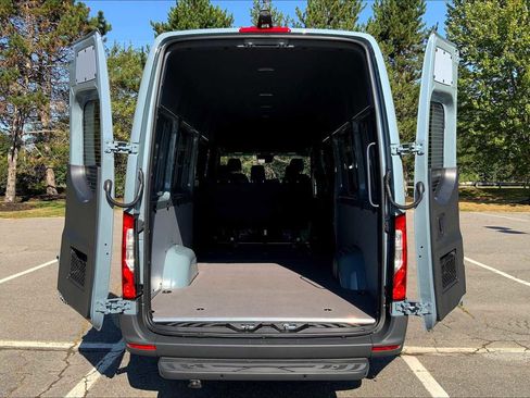 New 2025 Mercedes-Benz Sprinter 2500 image 23