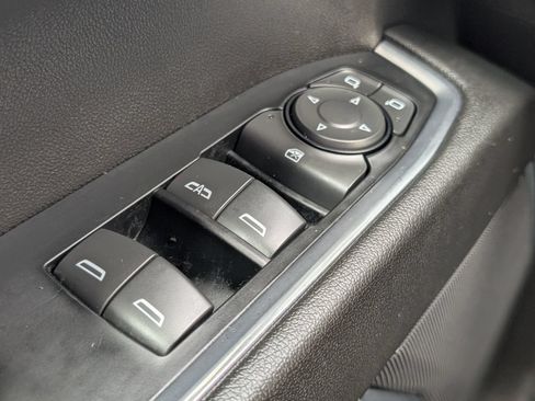 Used 2024 Chevrolet Silverado 1500 LT AWD/4WD image 23