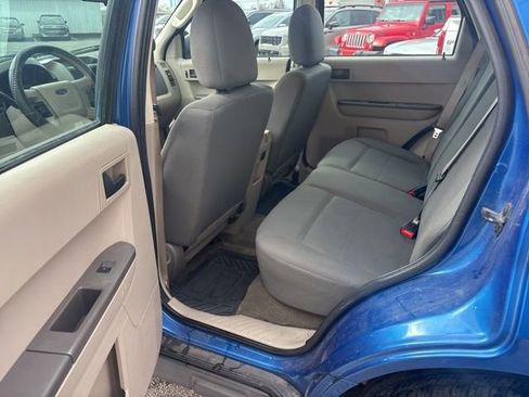 Used 2011 Ford Escape XLS w/ 101A Rapid Spec Order Code image 15