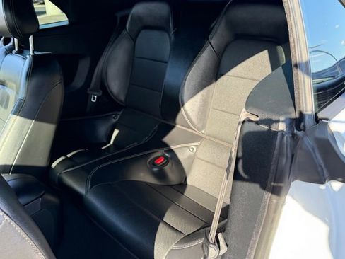 Used 2022 Ford Mustang Premium RWD image 21