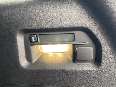 New 2026 Ford Explorer Active w/ Active Comfort Package image 14