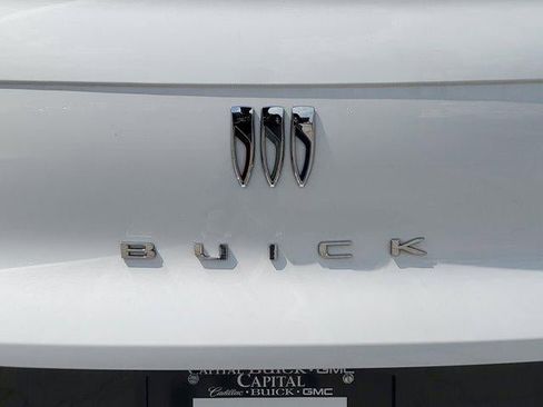 Used 2024 Buick Envista Sport Touring w/ Convenience I Package image 7