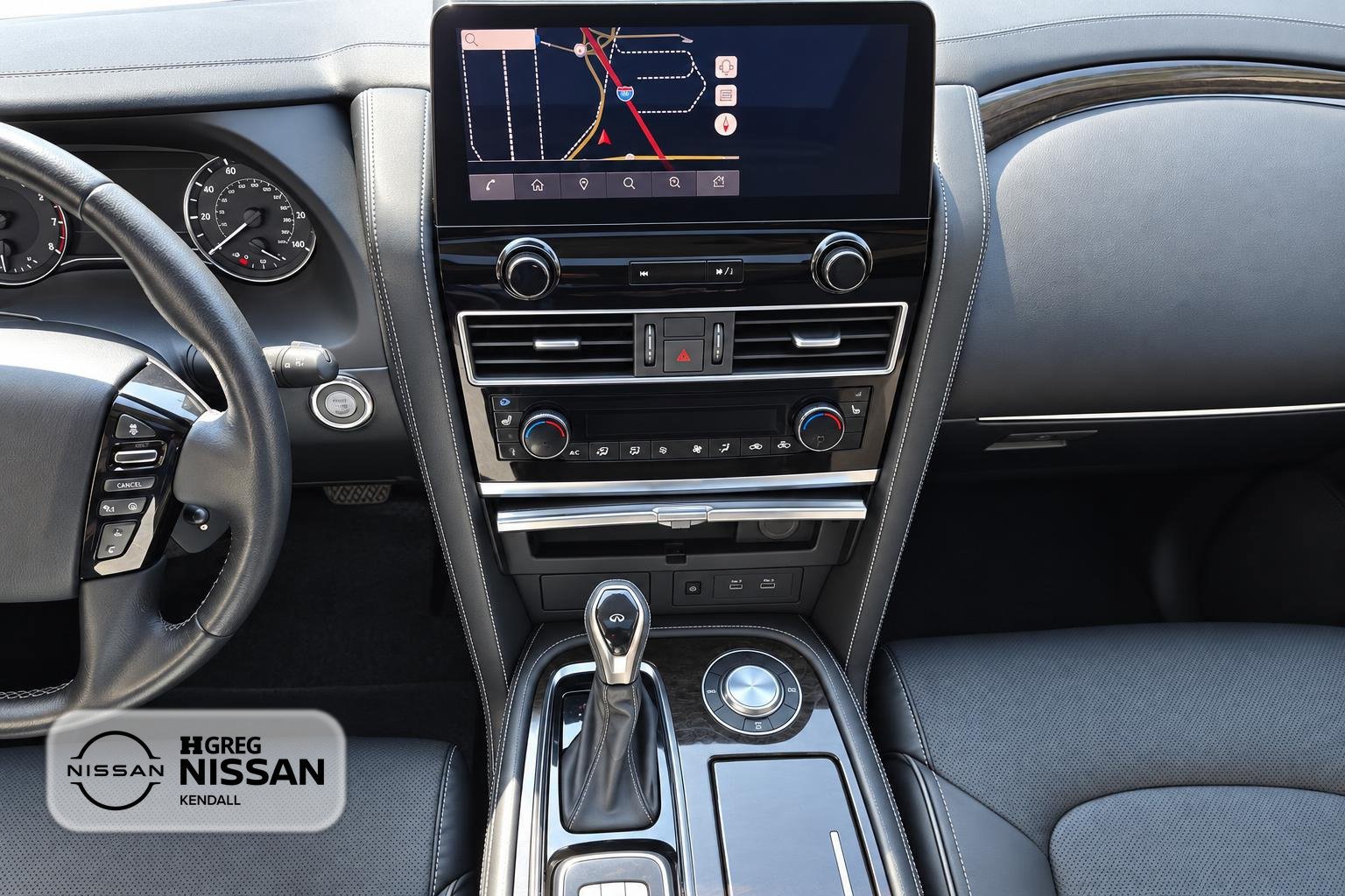 Used 2024 INFINITI QX80 Luxe RWD image 9