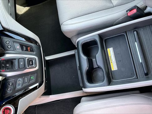 Used 2018 Honda Odyssey Elite image 16