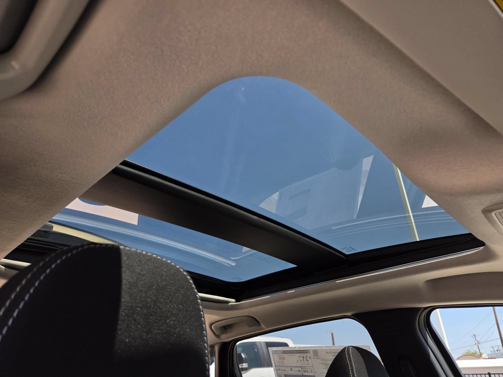 New 2027 Nissan Kicks SV w/ SV Premium Package FWD image 11