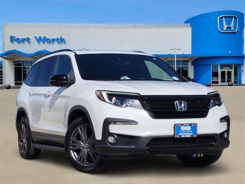 Certified 2022 Honda Pilot Sport image 1