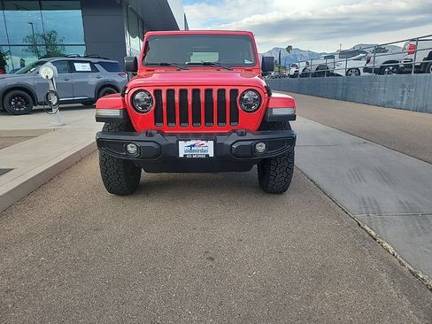 Used 2021 Jeep Wrangler Unlimited Sahara AWD/4WD image 2